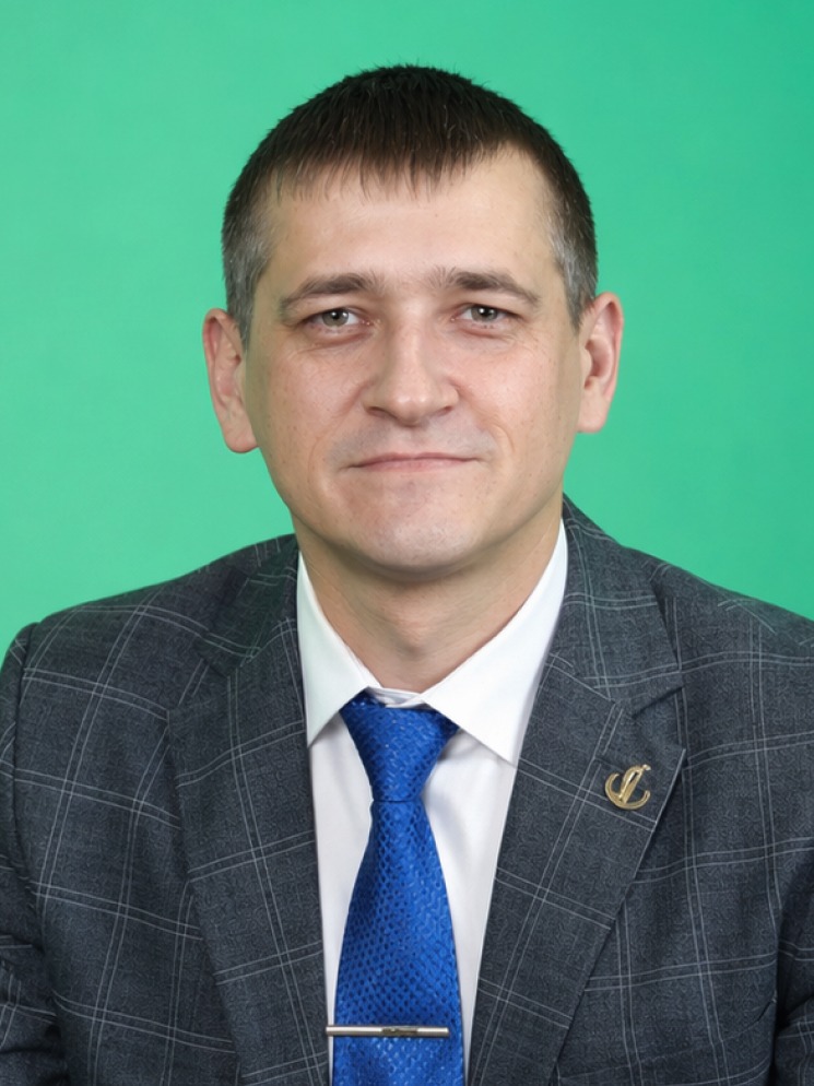 Медведев Михаил Геннадьевич.